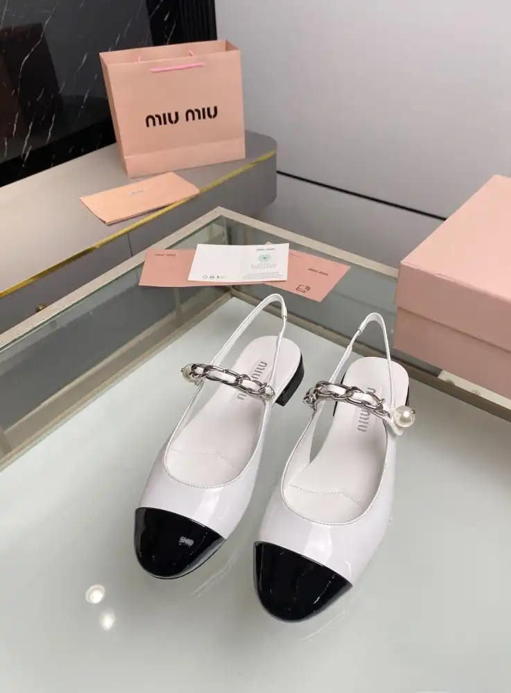 hype Miu Miu Slippers