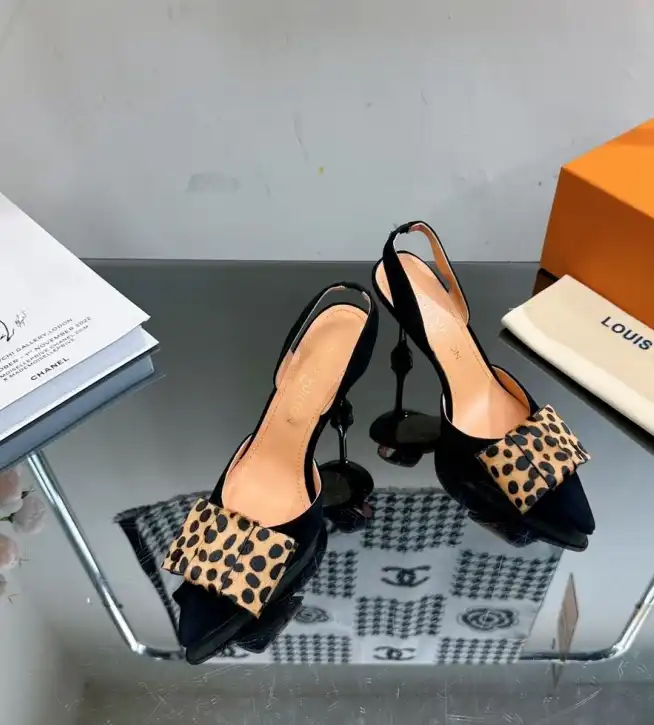 hype LV High Heels