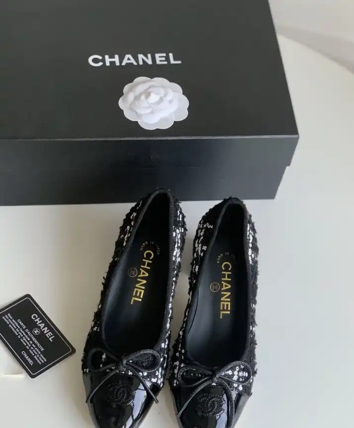 hype Chanel High Heels