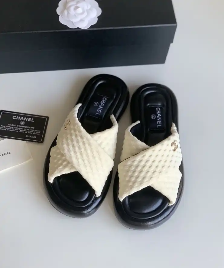 hype Chanel Slippers