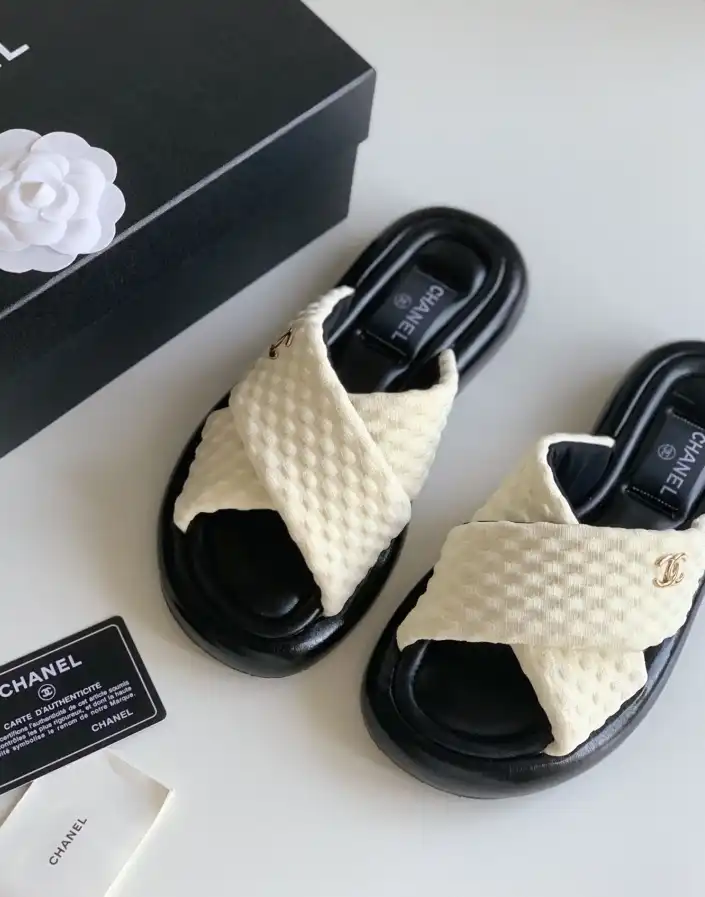 hype Chanel Slippers