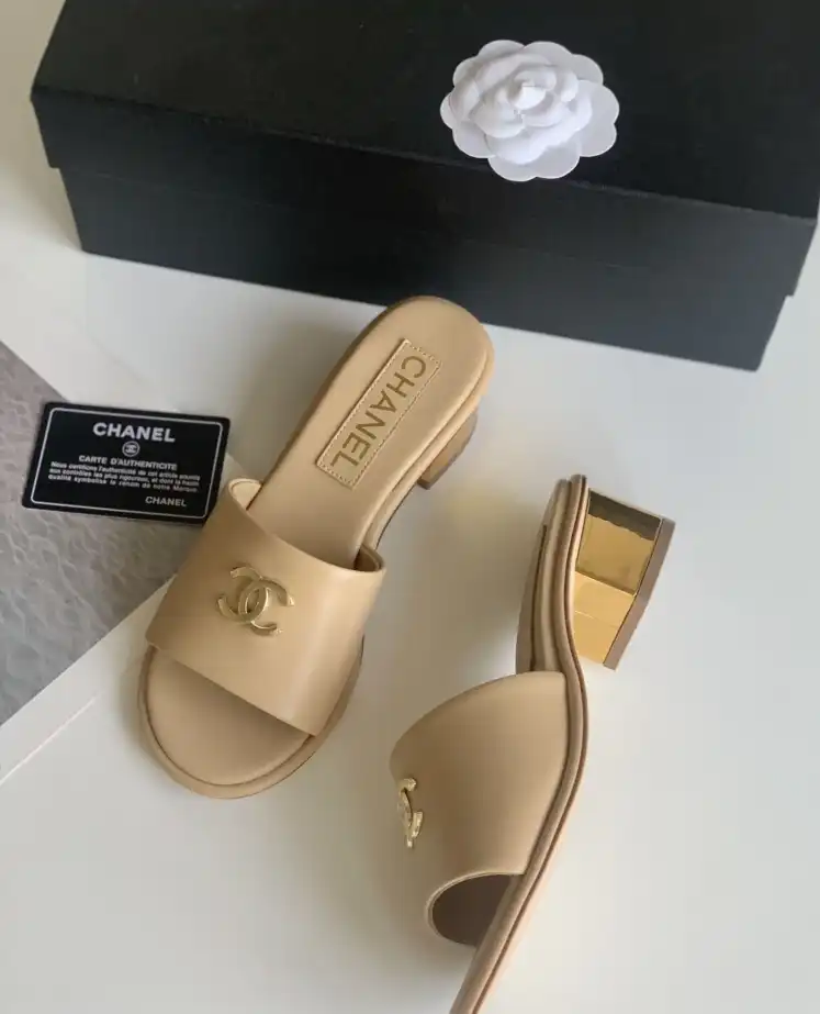 hype Chanel Slippers