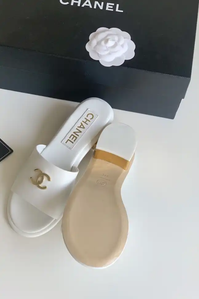 hype Chanel Slippers