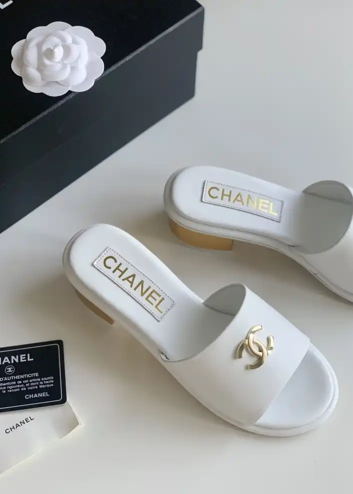 hype Chanel Slippers