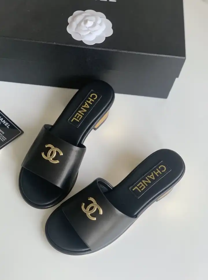 hype Chanel Slippers