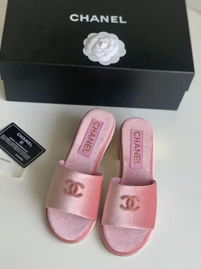 hype Chanel Slippers