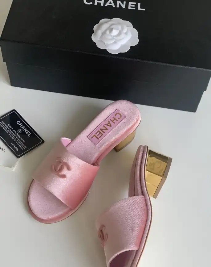 hype Chanel Slippers