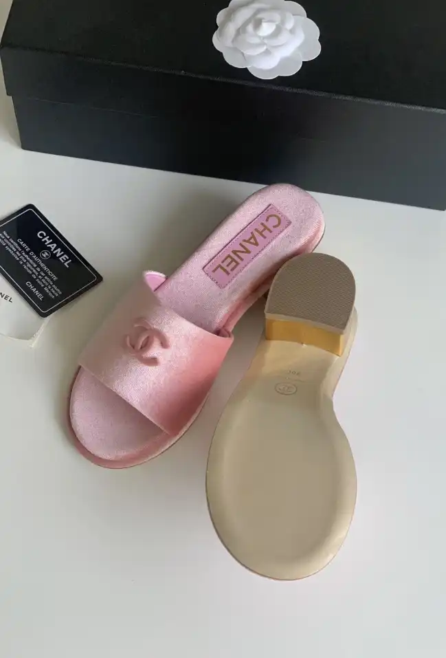 hype Chanel Slippers