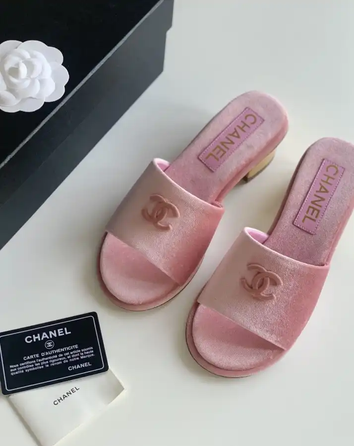 hype Chanel Slippers