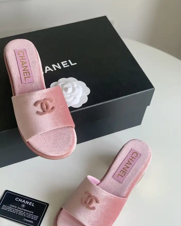 hype Chanel Slippers