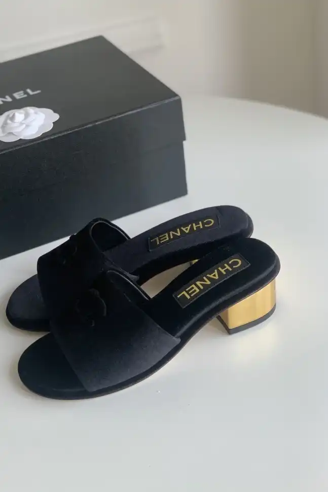 hype Chanel Slippers