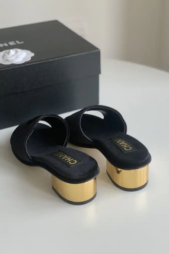 hype Chanel Slippers