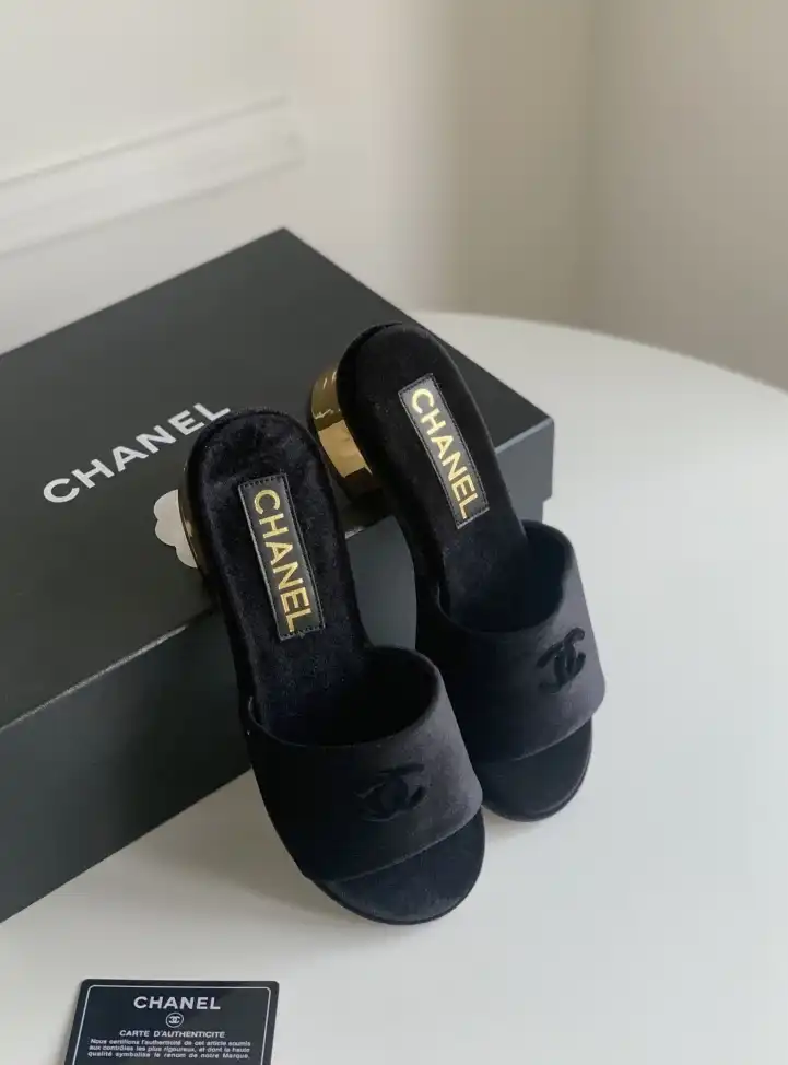 hype Chanel Slippers