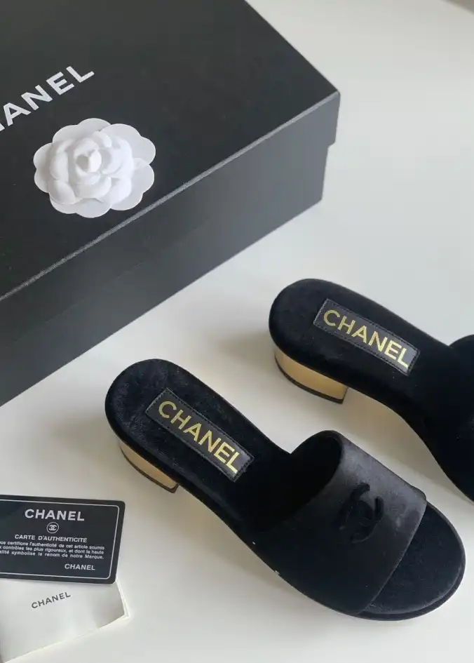 hype Chanel Slippers