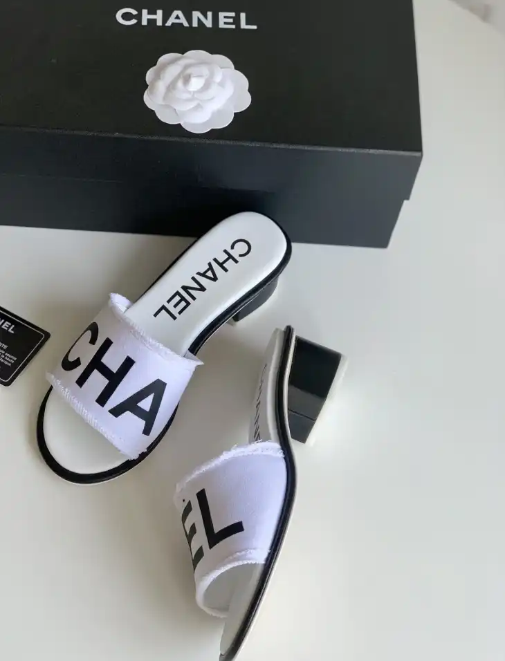 hype Chanel Slippers