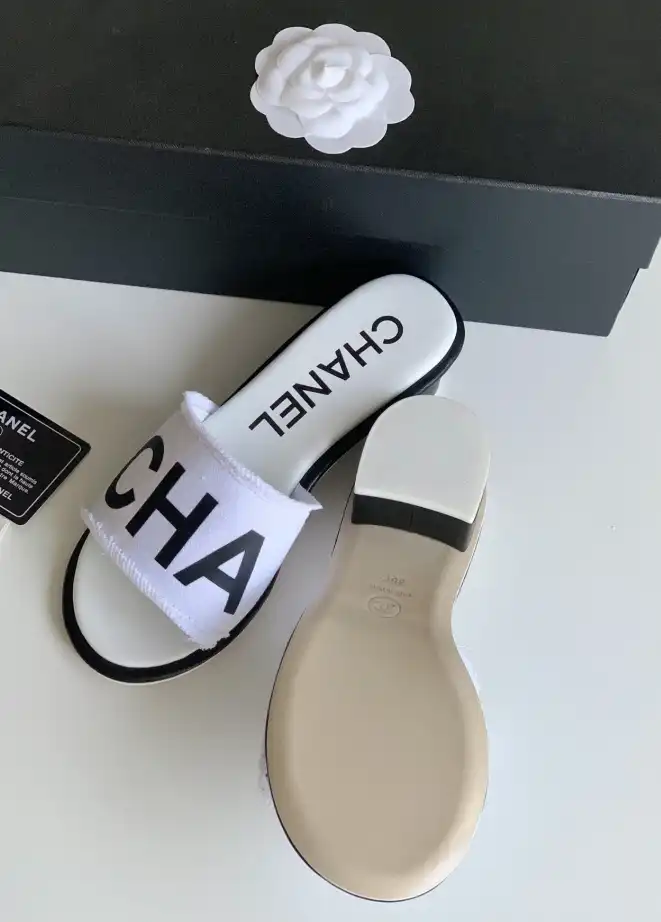 hype Chanel Slippers