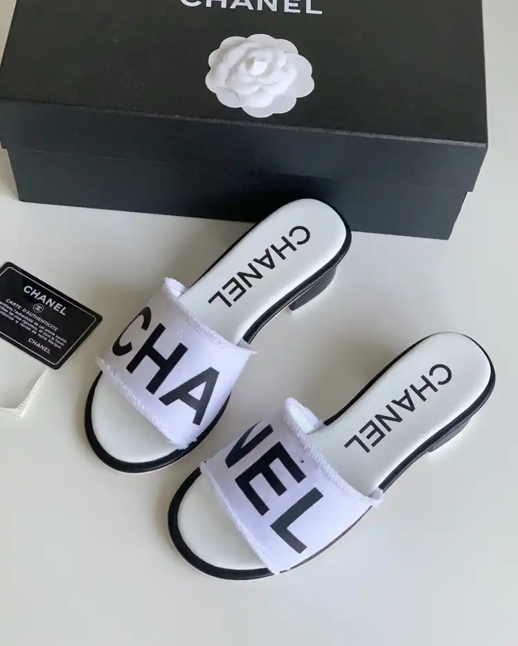 hype Chanel Slippers