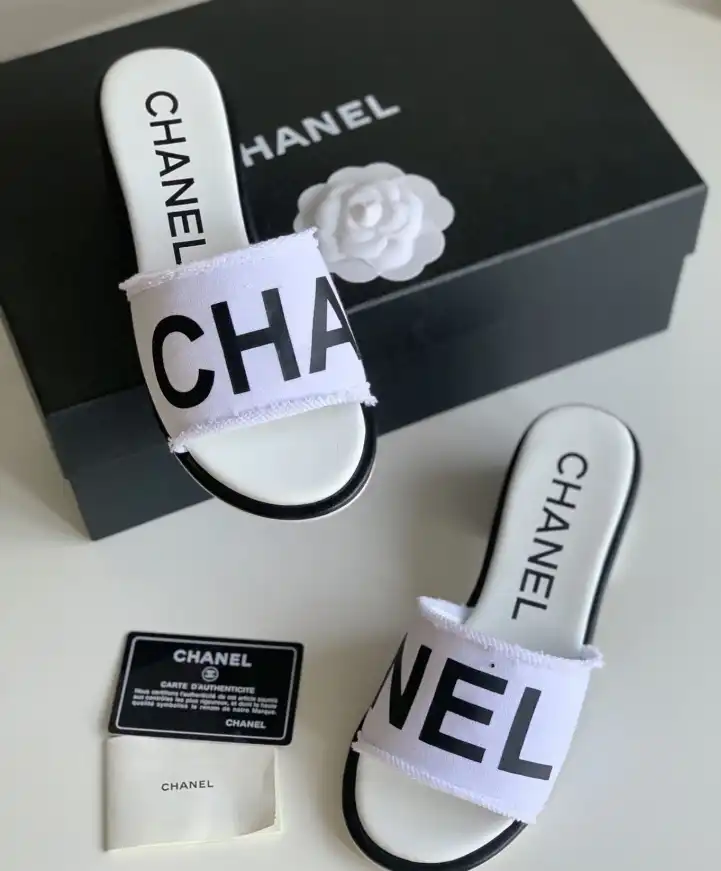 hype Chanel Slippers