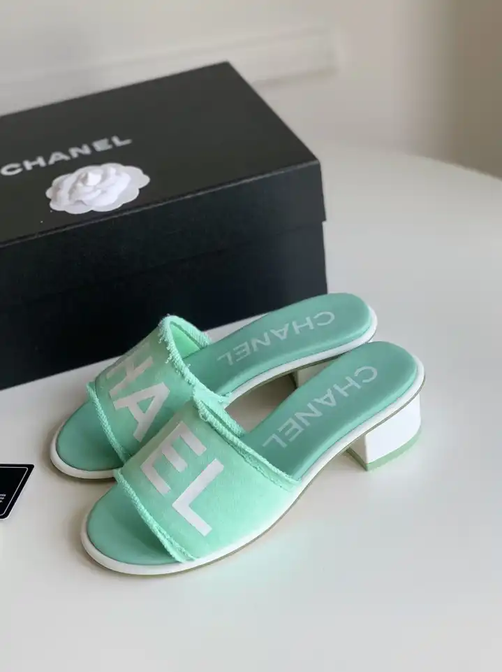 hype Chanel Slippers