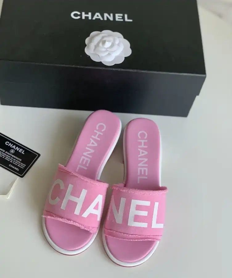 hype Chanel Slippers