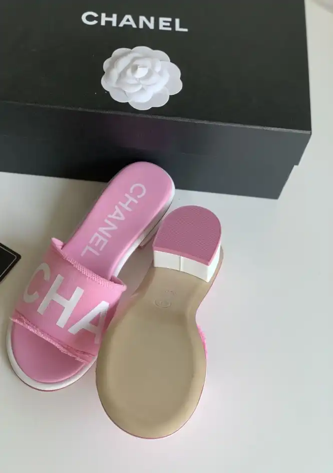 hype Chanel Slippers