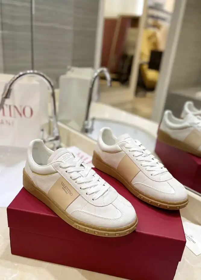 hype Valentino Casual Shoes