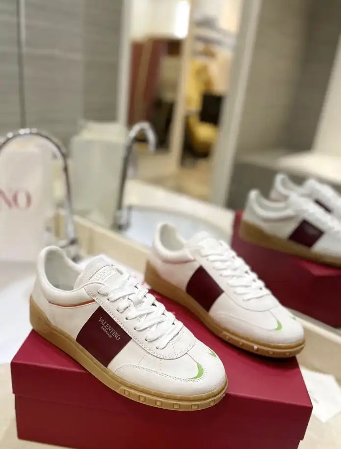 hype Valentino Casual Shoes