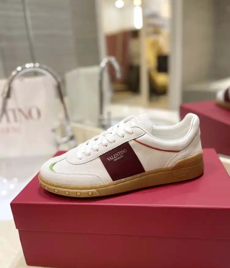 hype Valentino Casual Shoes