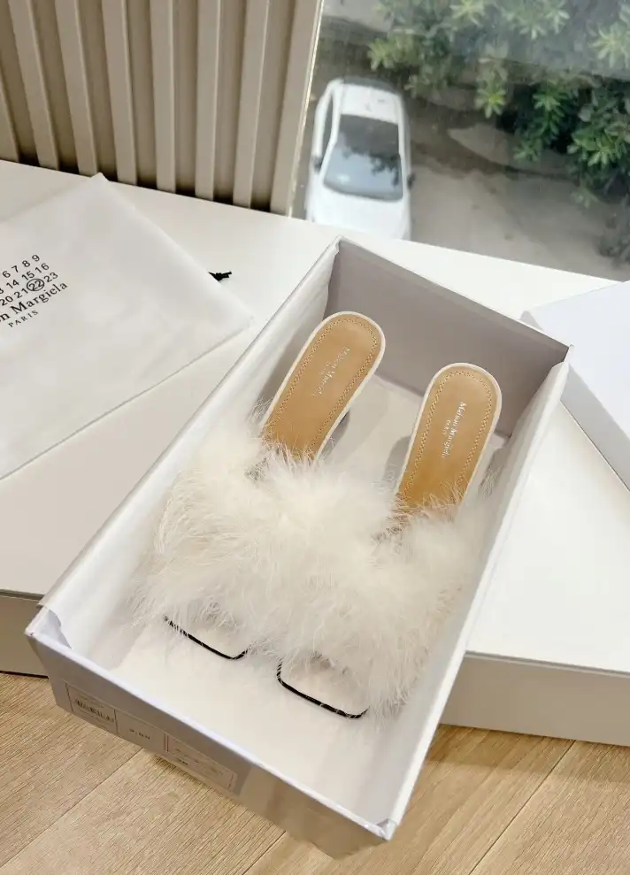 hype Other Slippers