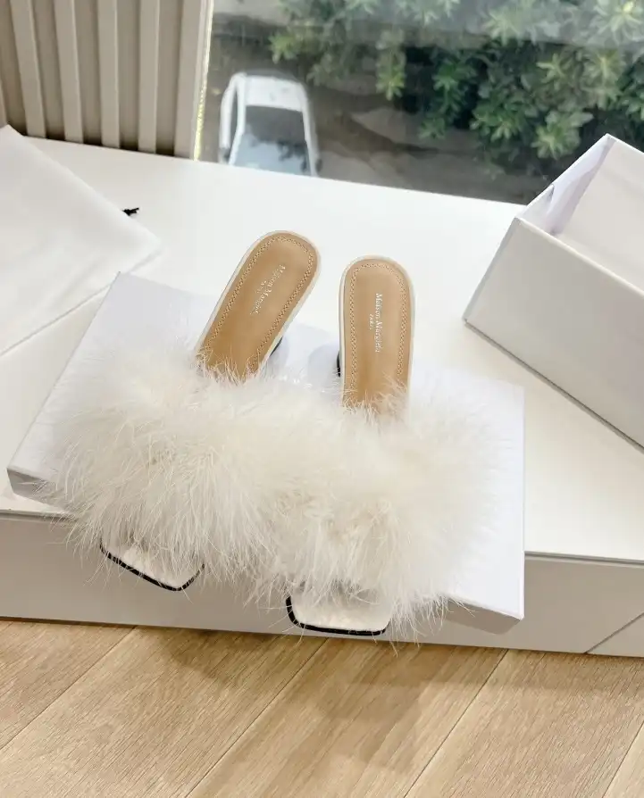 hype Other Slippers