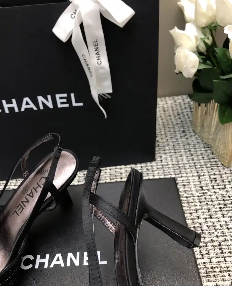 hype Chanel High Heels