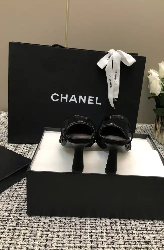 hype Chanel High Heels