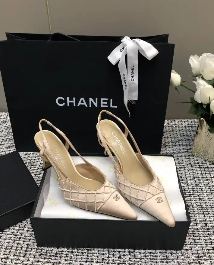 hype Chanel High Heels