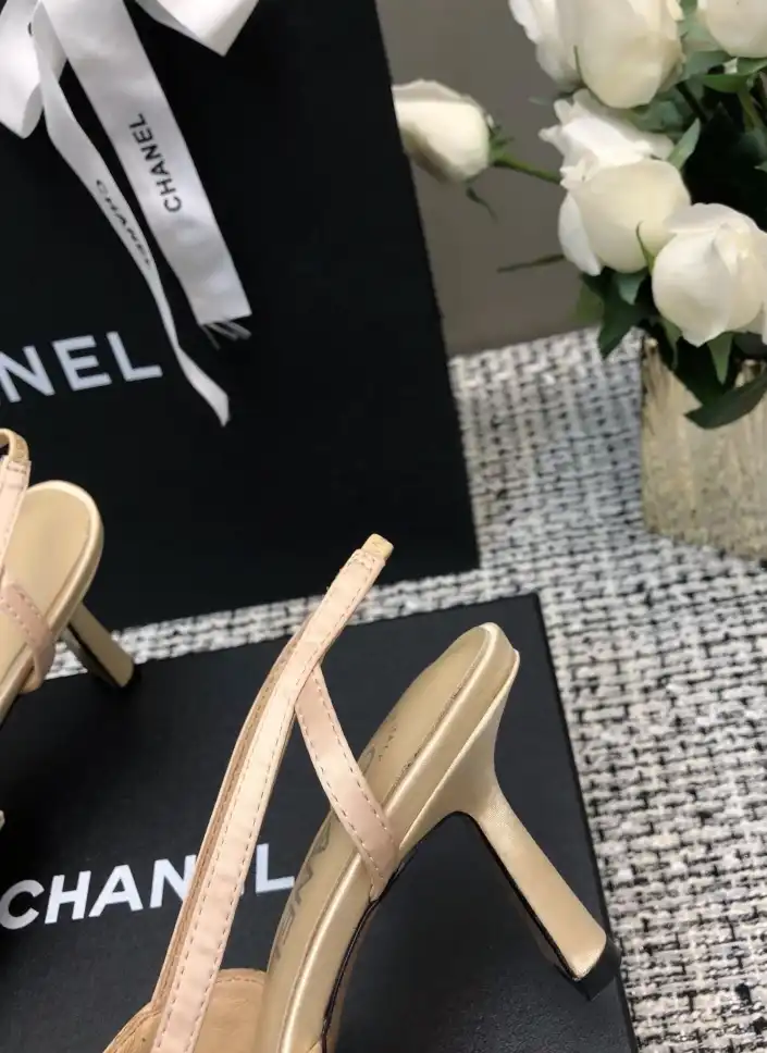 hype Chanel High Heels