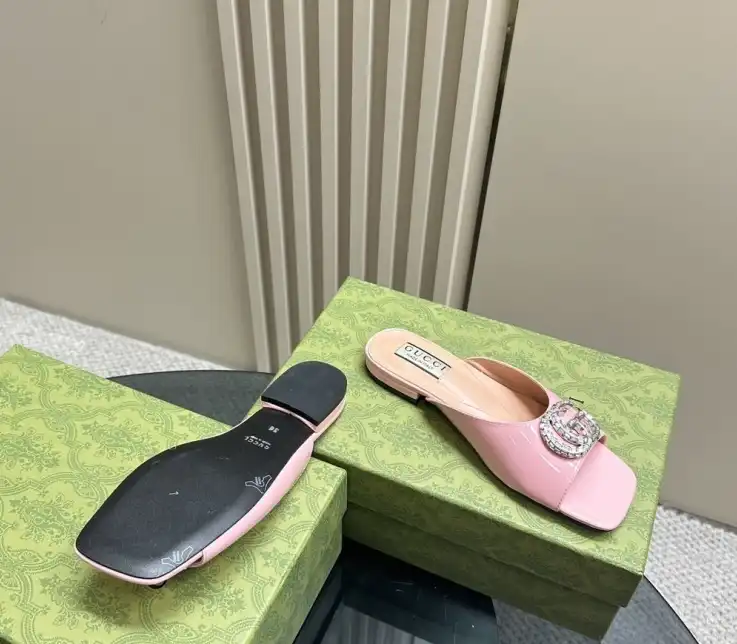 hype Gucci Slippers