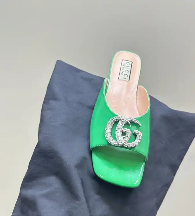 hype Gucci Slippers