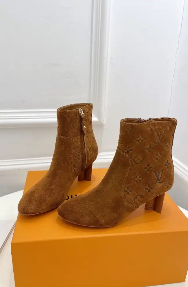 hype Louis Vuitton Boots