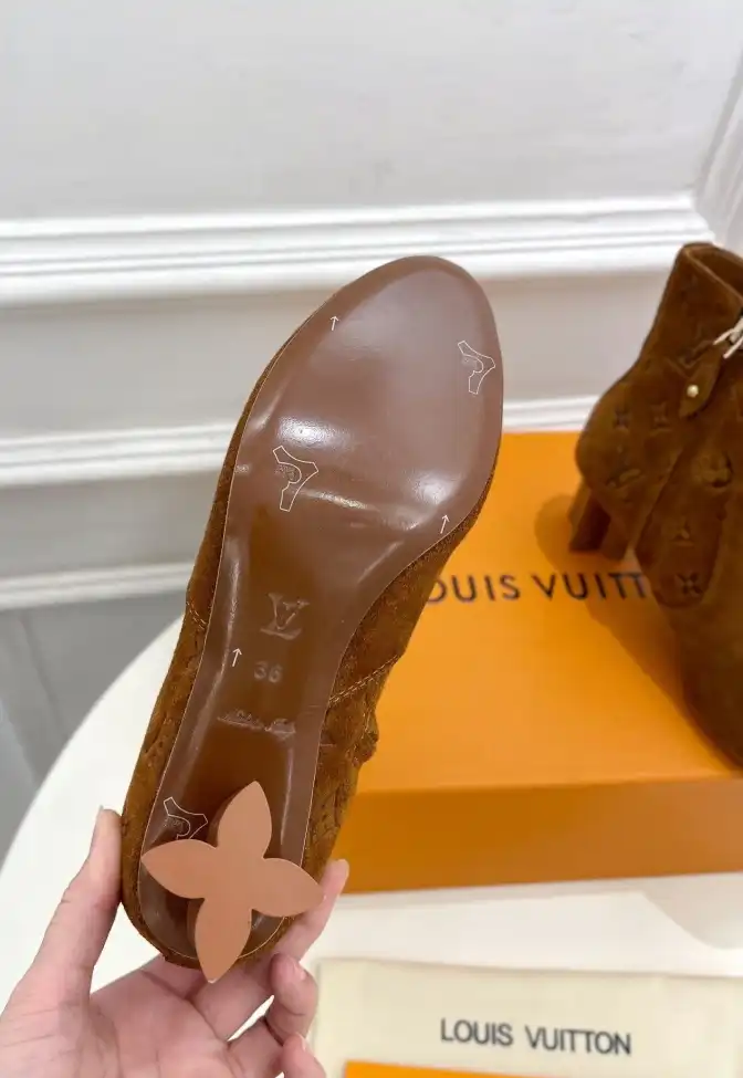 hype Louis Vuitton Boots