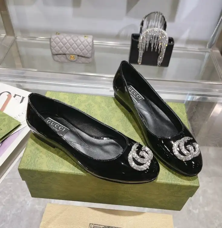 hype Gucci Flat Shoes