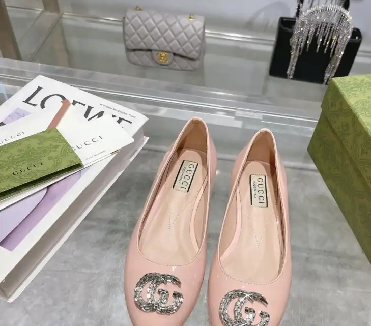 hype Gucci Flat Shoes