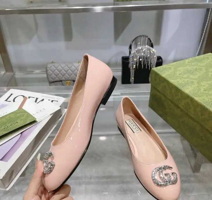 hype Gucci Flat Shoes