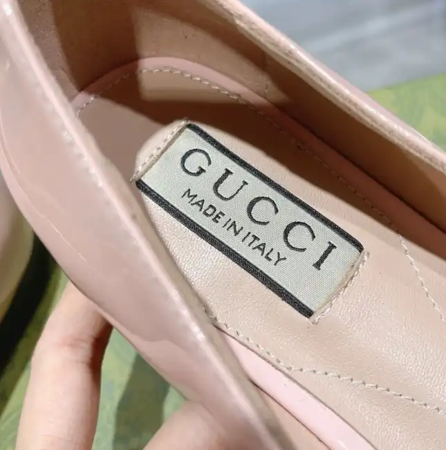 hype Gucci Flat Shoes