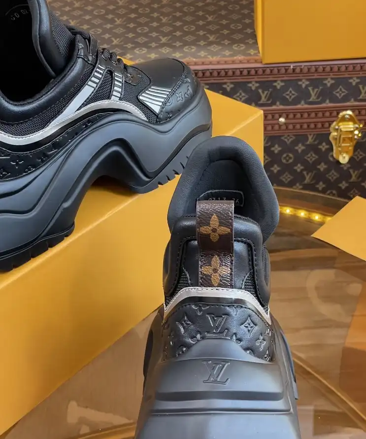 hype Louis Vuitton Sneakers