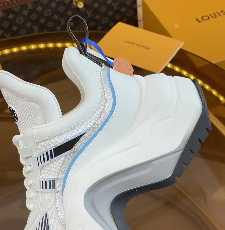 hype Louis Vuitton Sneakers