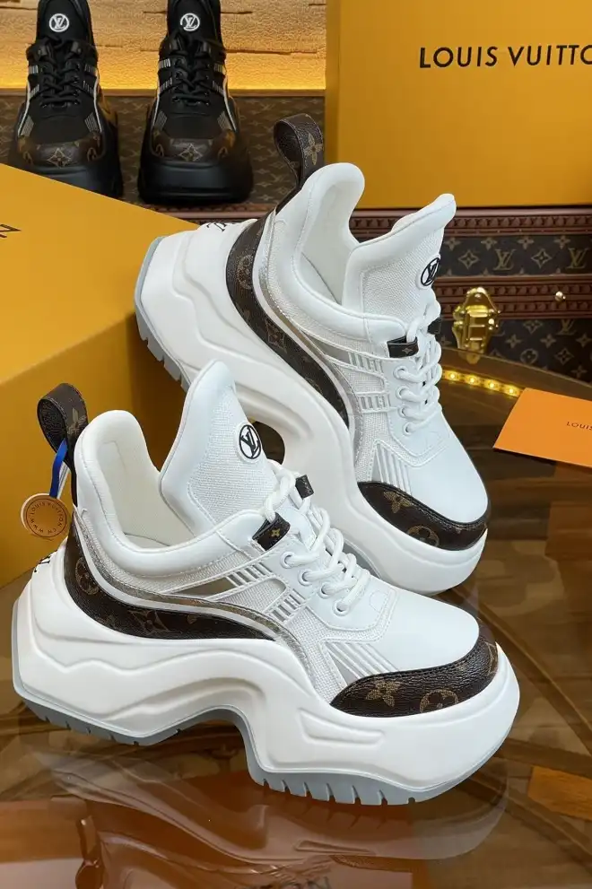 hype Louis Vuitton Sneakers