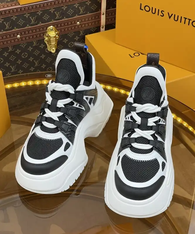 hype Louis Vuitton Sneakers