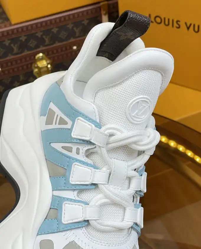 hype Louis Vuitton Sneakers