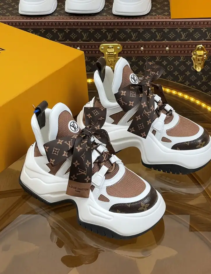 hype Louis Vuitton Sneakers