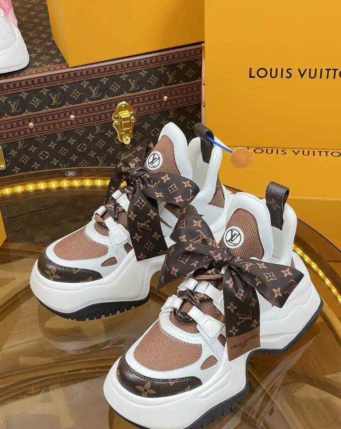 hype Louis Vuitton Sneakers