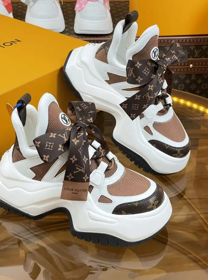 hype Louis Vuitton Sneakers